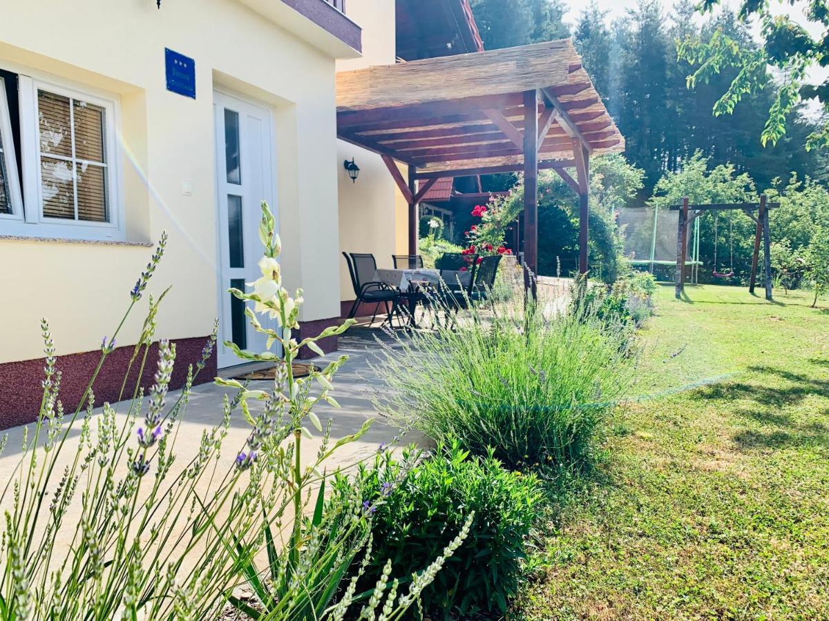 Apartman Korina Otočac Zewnętrze zdjęcie