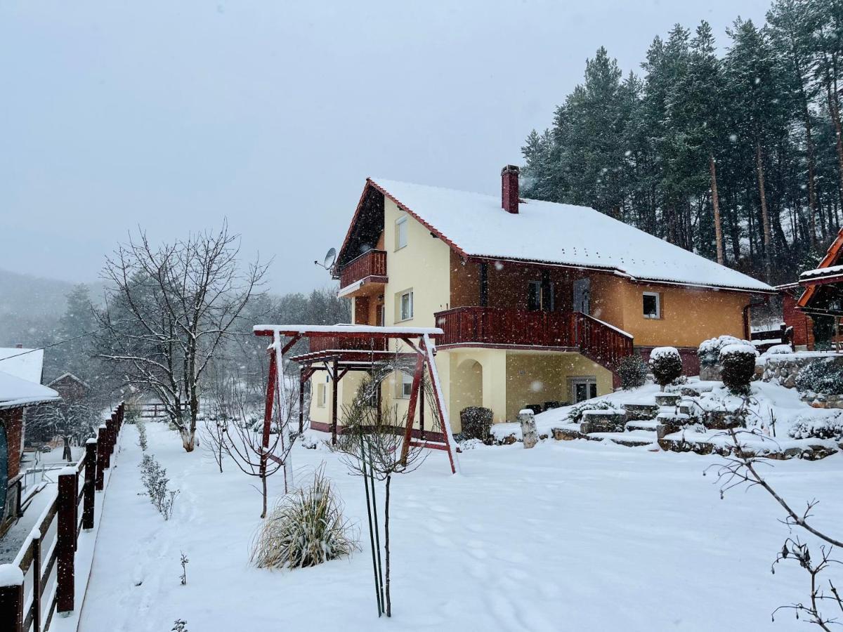 Apartman Korina Otočac Zewnętrze zdjęcie