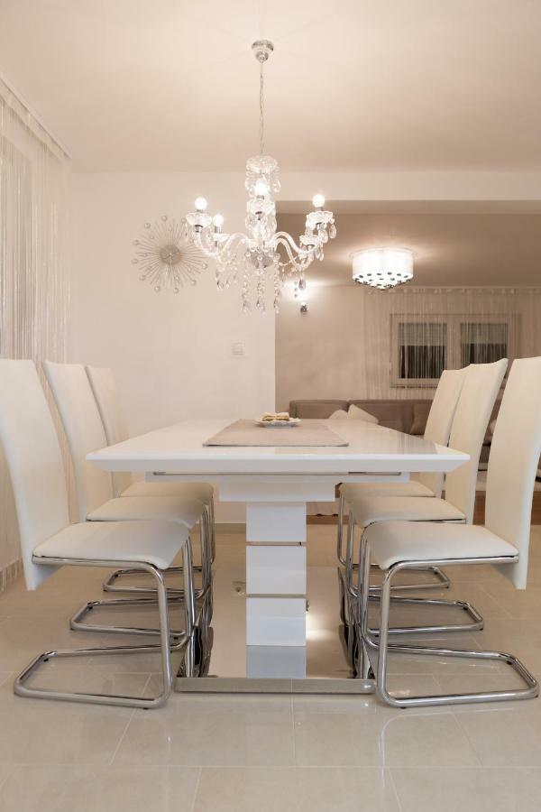 Apartman Korina Otočac Zewnętrze zdjęcie
