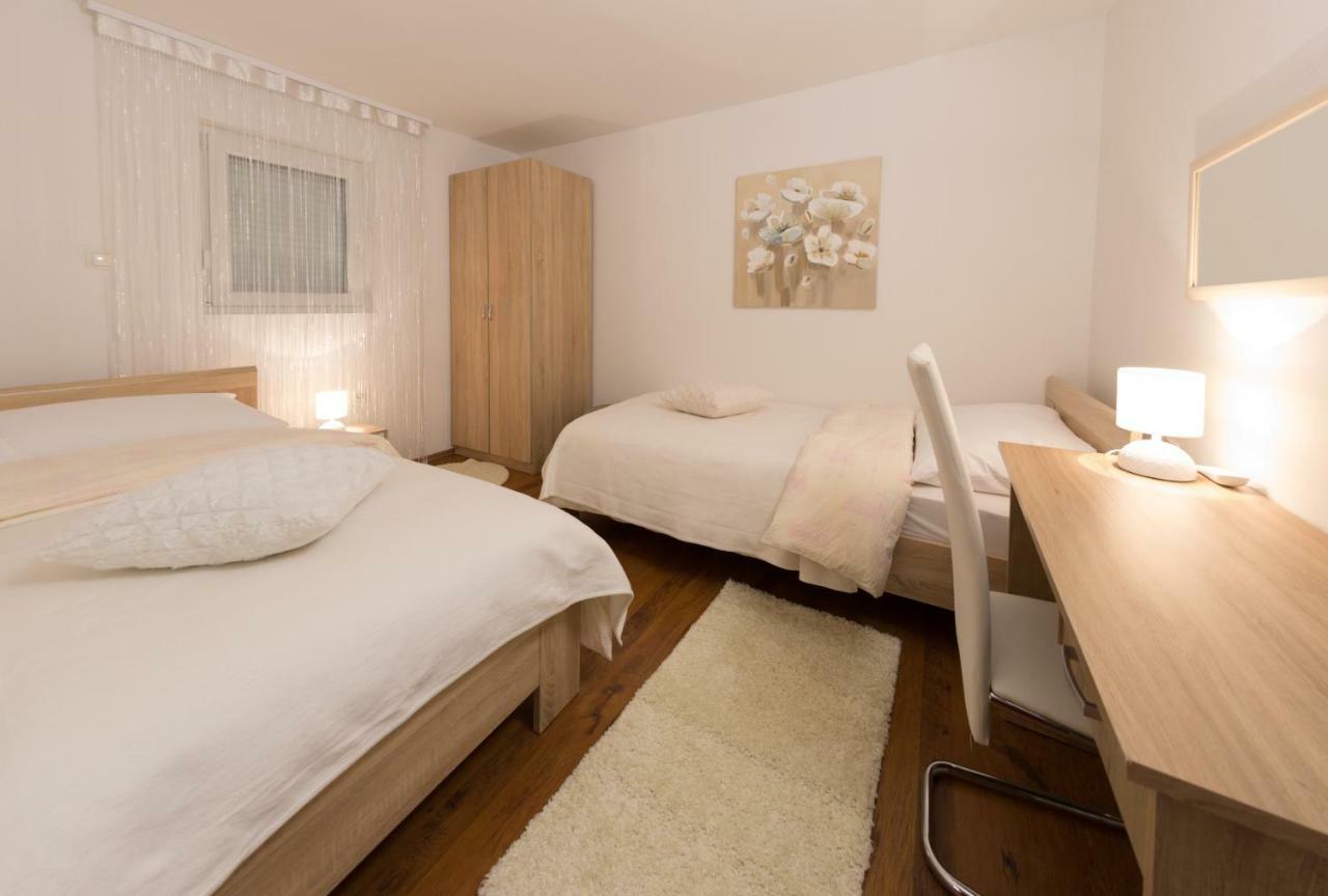 Apartman Korina Otočac Zewnętrze zdjęcie